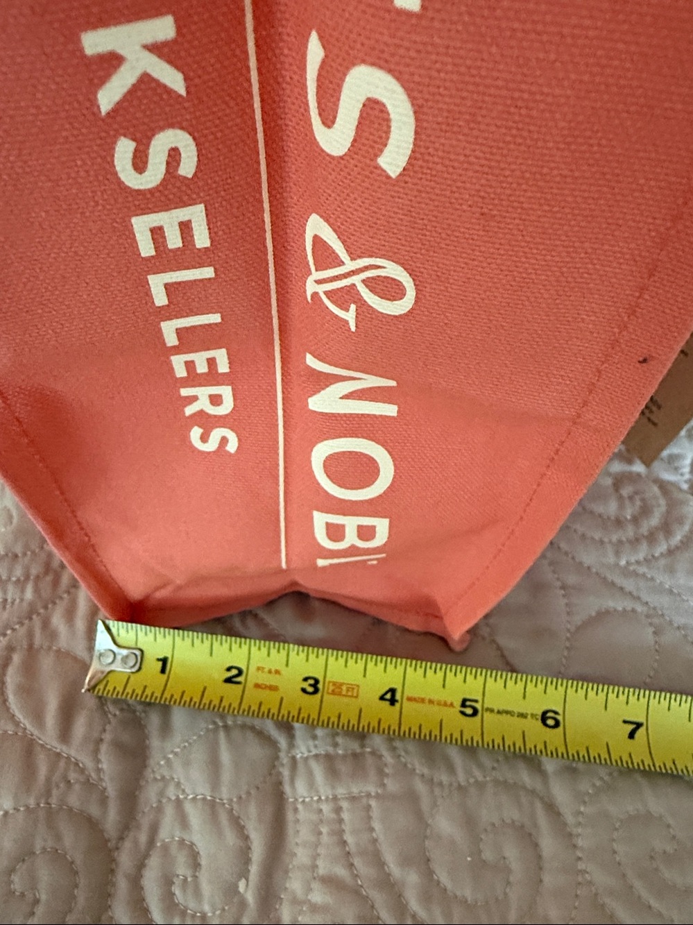 NWT! Barnes & Noble Coral Tote Bag - A Bag of Books - Picture 7 of 8